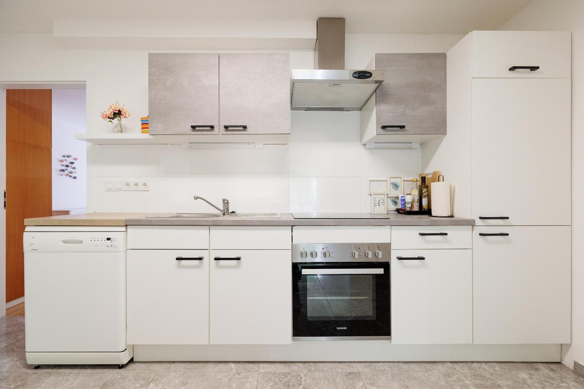 Cozy, Spacious And Charming 4 Bedrooms Apartament Vienne Extérieur photo